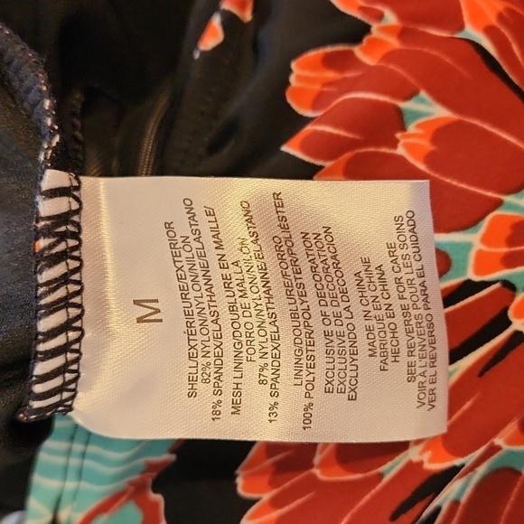 Jones New York Black Floral ONE Piece Swimsuit size Med - Picture 7 of 8